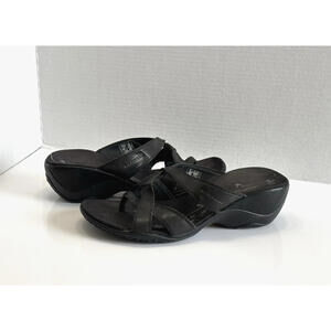Merrell Alyssum Cross Strap Womens Size 9 Black Leather Slide Thong Wedge Sandal